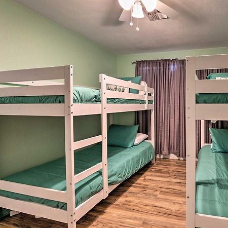 Updated Family Home - 2 Blocks To Colorado River! Bullhead City Luaran gambar