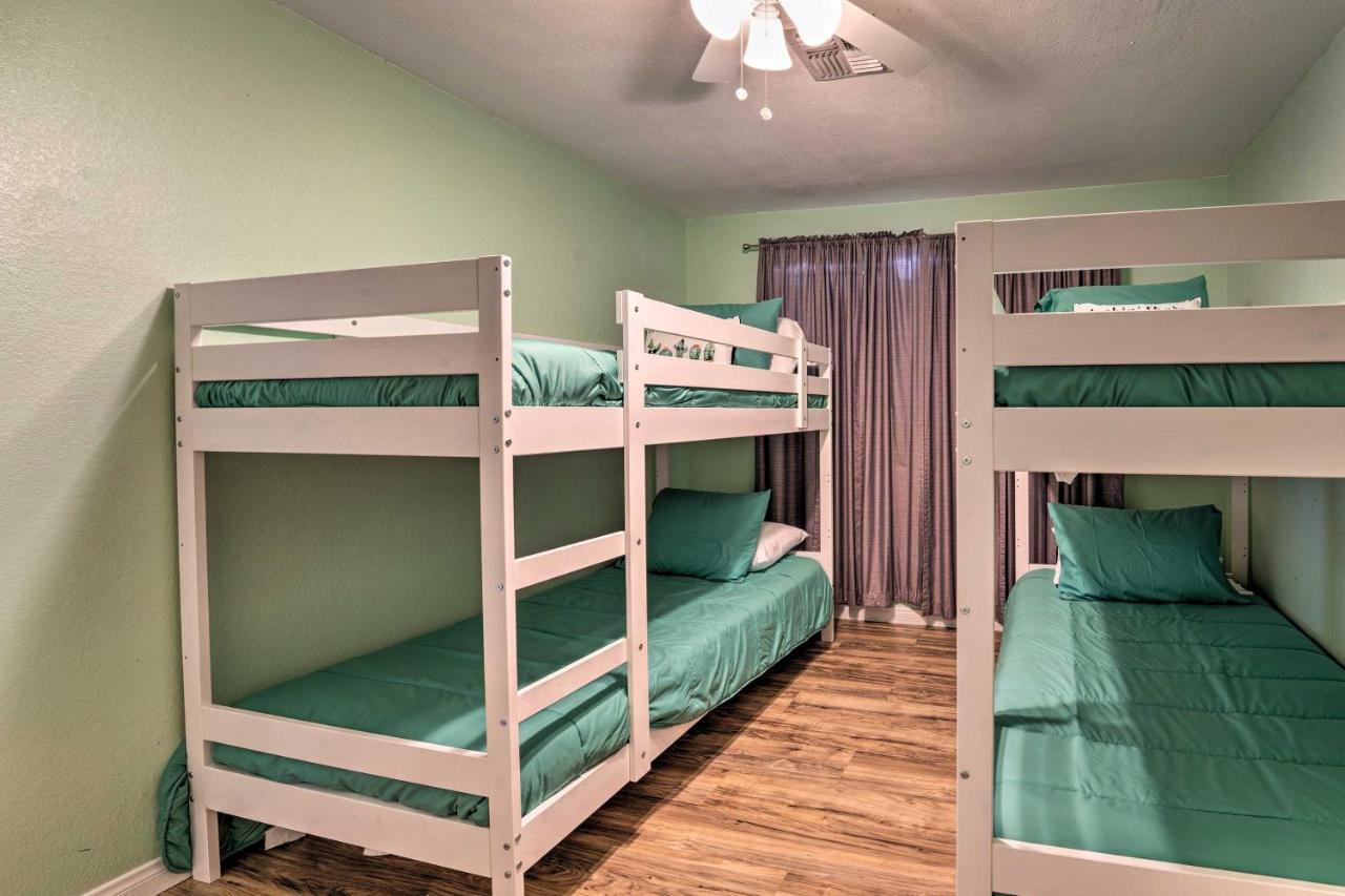 Updated Family Home - 2 Blocks To Colorado River! Bullhead City Luaran gambar