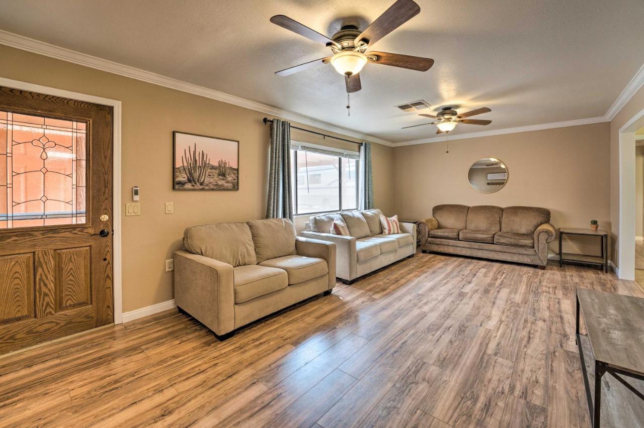 Updated Family Home - 2 Blocks To Colorado River! Bullhead City Luaran gambar